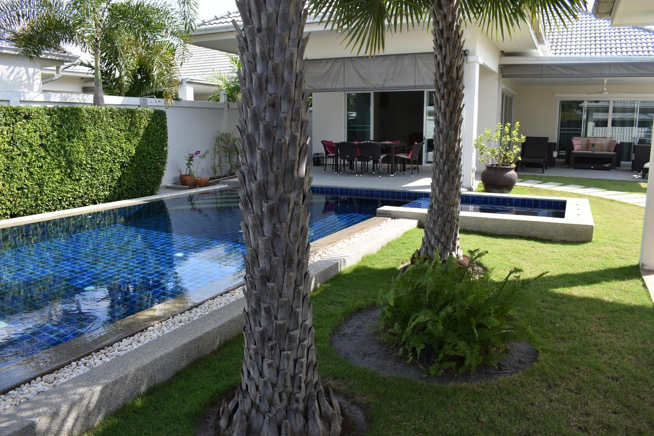 Villa Linda Hua Hin Bagian luar foto